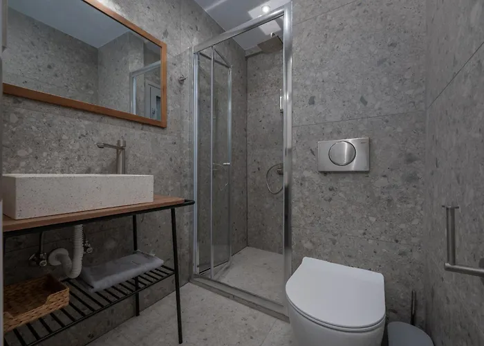 Plaza Elegant Apartment